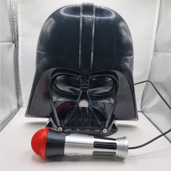 Star Wars Darth Vader Voice Changing Boombox speaker Connects to MP3 Player - Picture 3 of 8